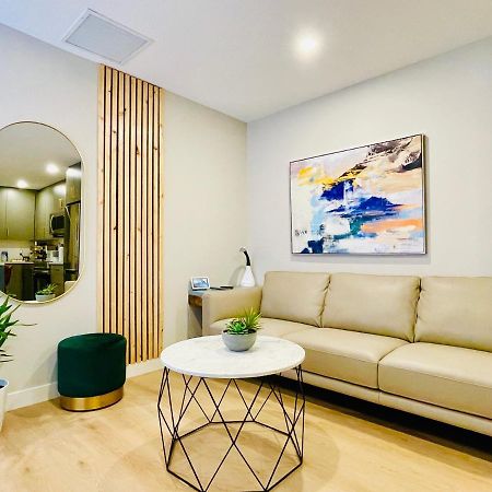 Joe'S Contemporary 2 King Bedrooms Vacation Home In كانمور المظهر الخارجي الصورة